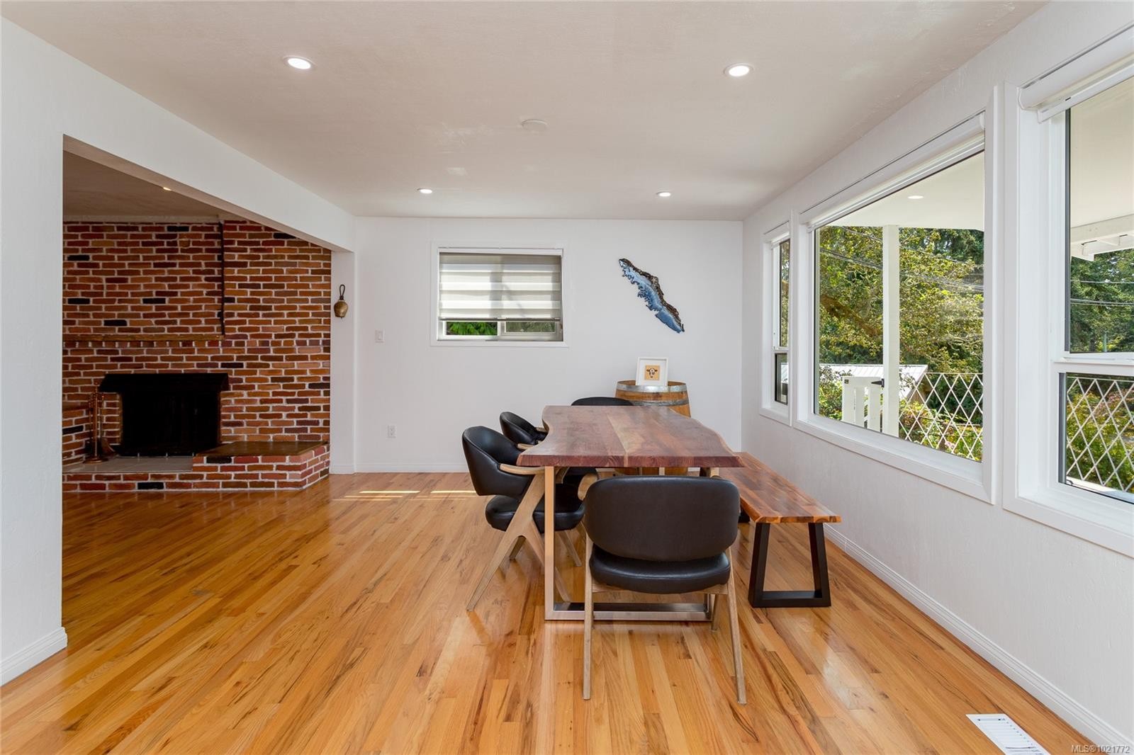 11255 Nitinat Rd, North Saanich, BC