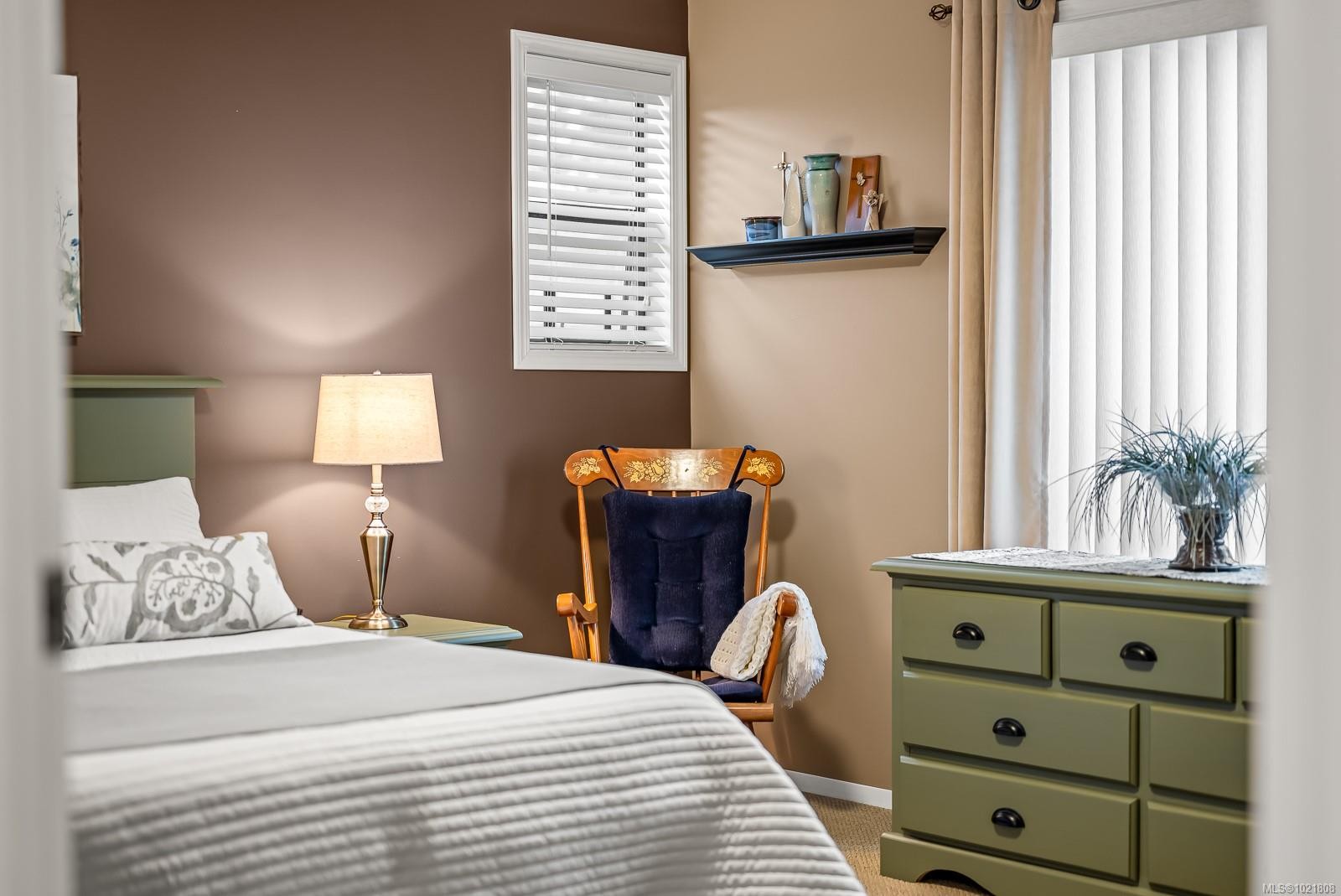 4988 Adrian Rd, Courtenay, BC