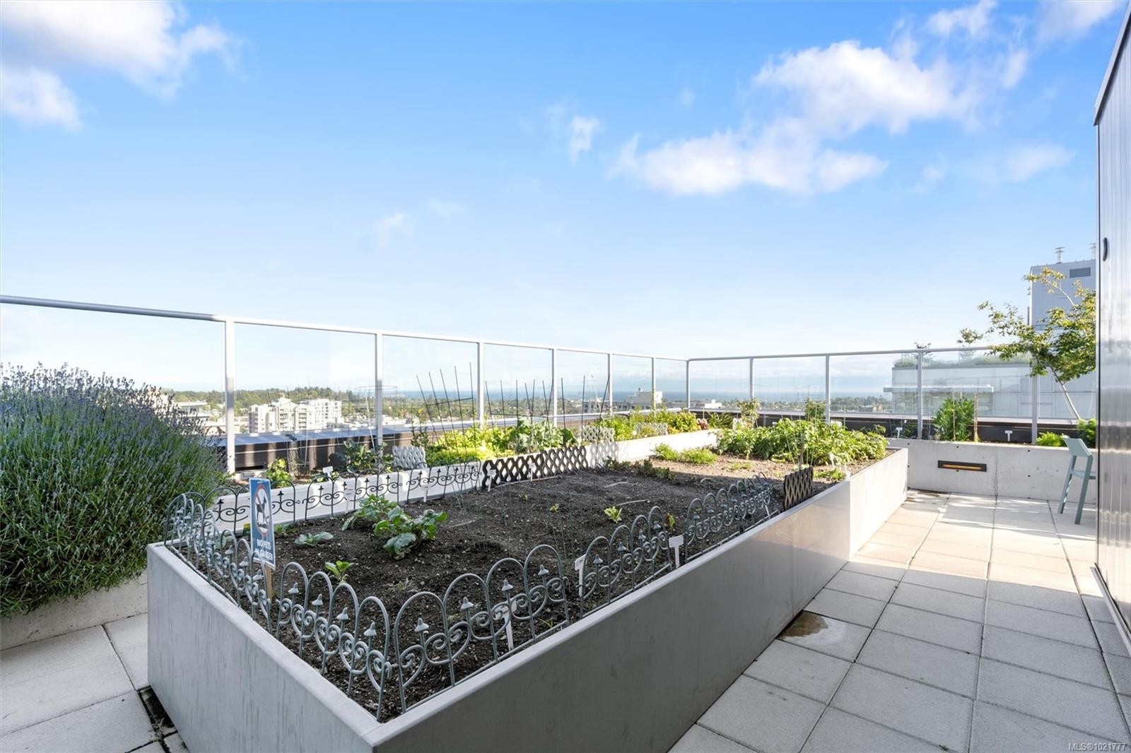 607-845 Johnson St, Victoria, BC - Outdoor