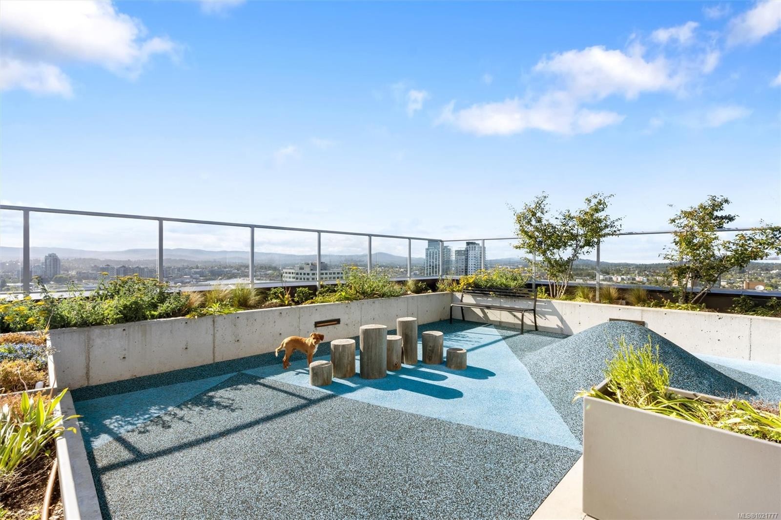 607-845 Johnson St, Victoria, BC - Outdoor