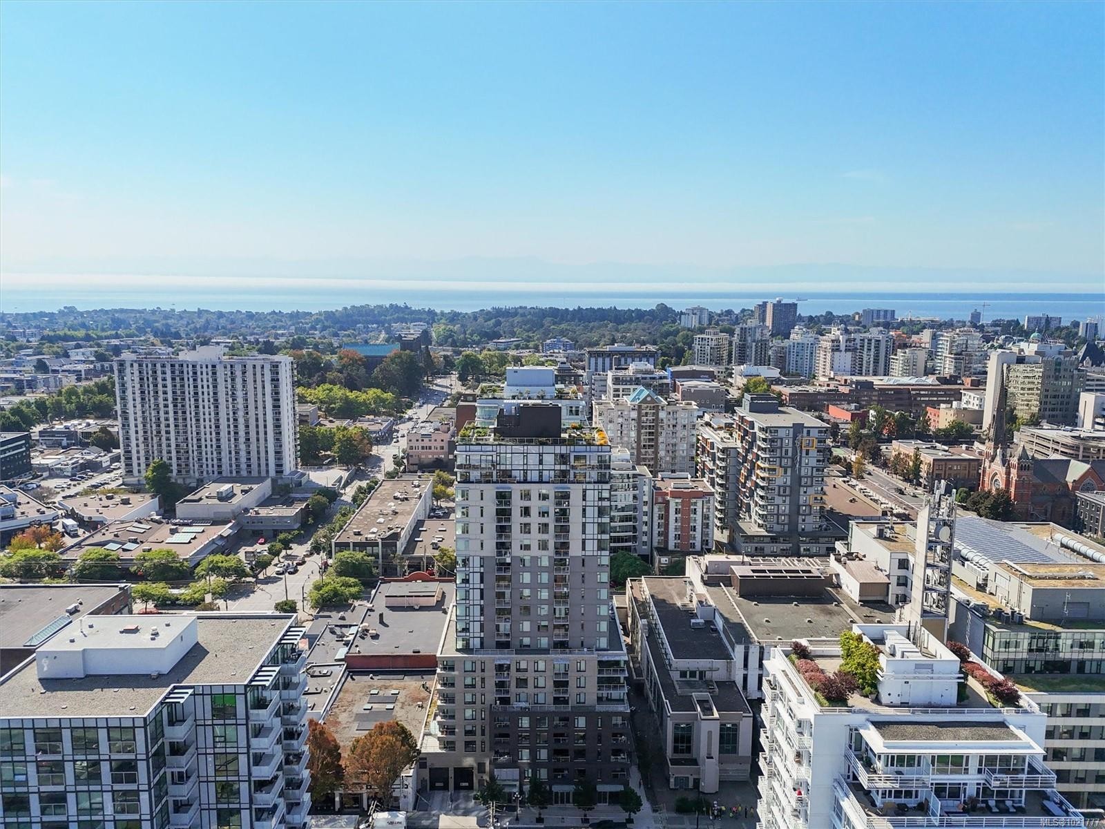 607-845 Johnson St, Victoria, BC - Outdoor With View