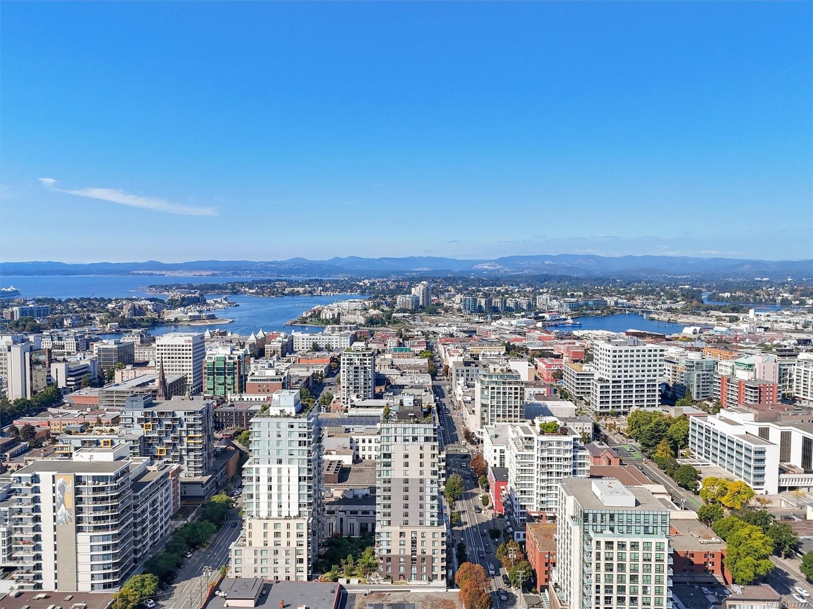 607-845 Johnson St, Victoria, BC - Outdoor With View