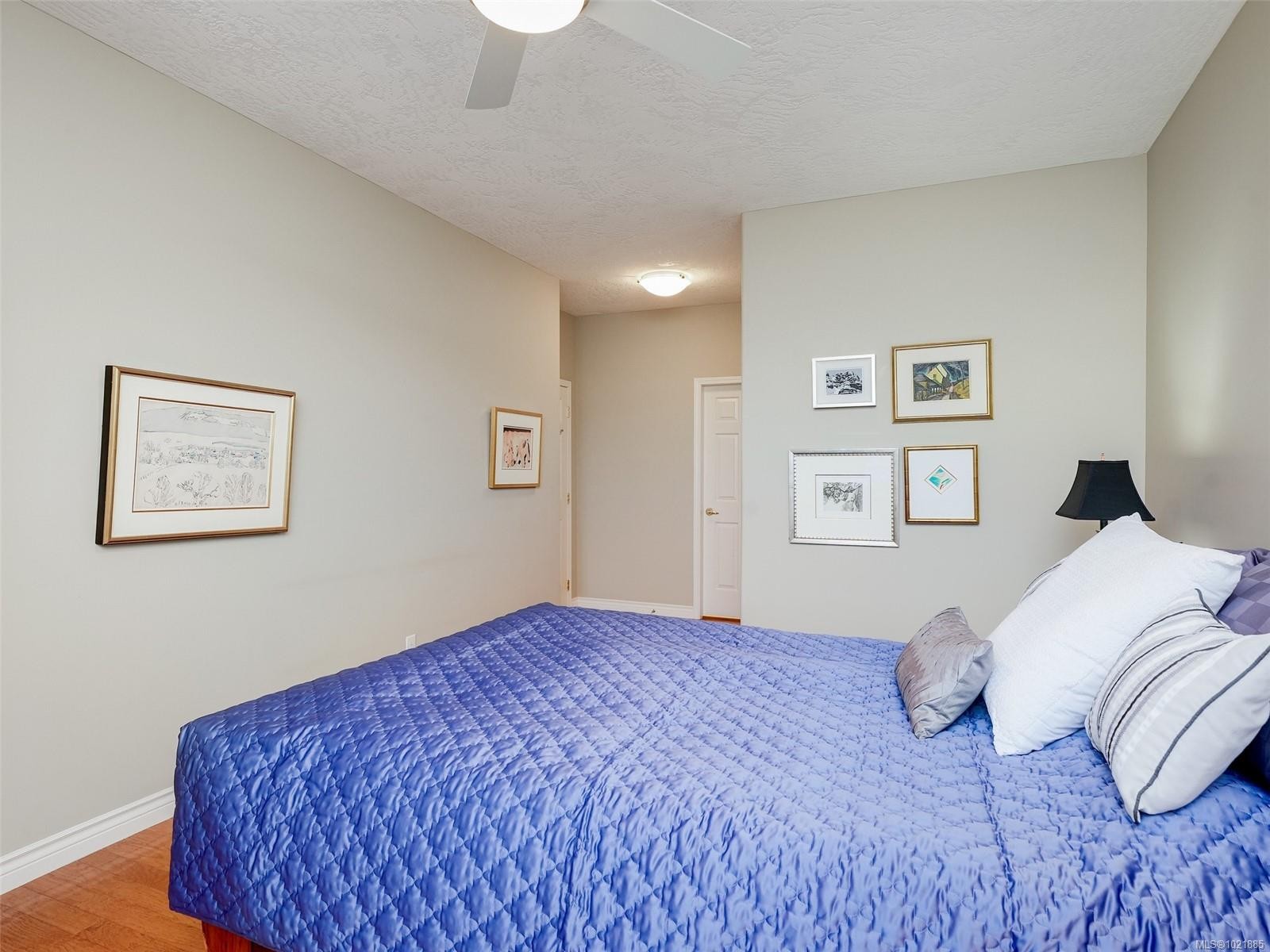 25-1286 Tolmie Ave, Saanich, BC