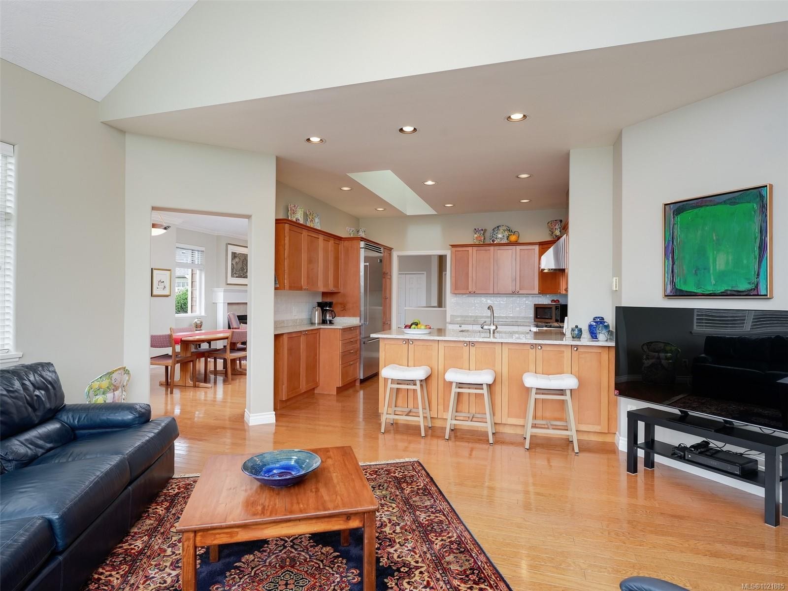 25-1286 Tolmie Ave, Saanich, BC