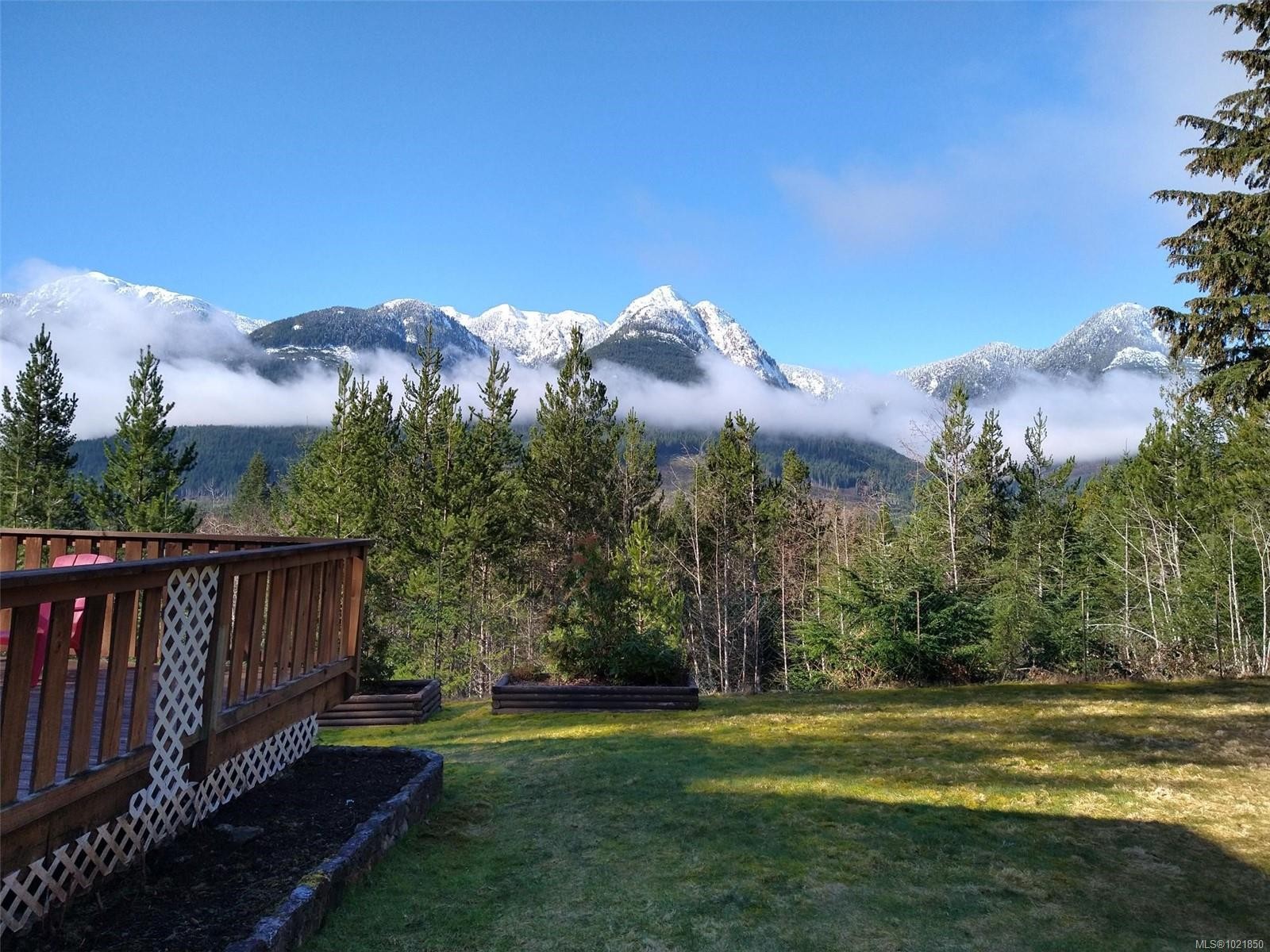 527 Cala Crt, Gold River, BC