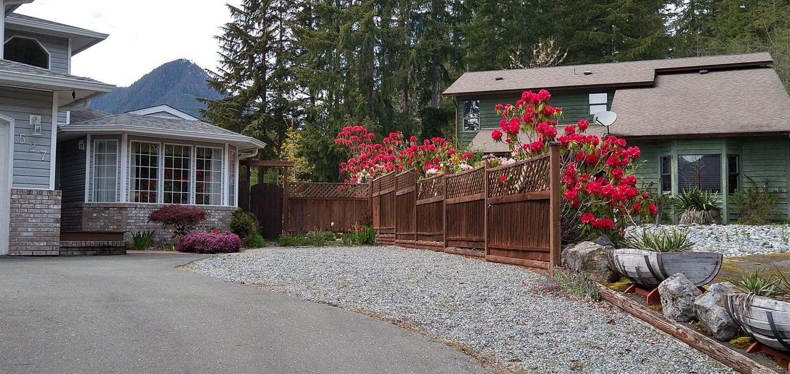 527 Cala Crt, Gold River, BC