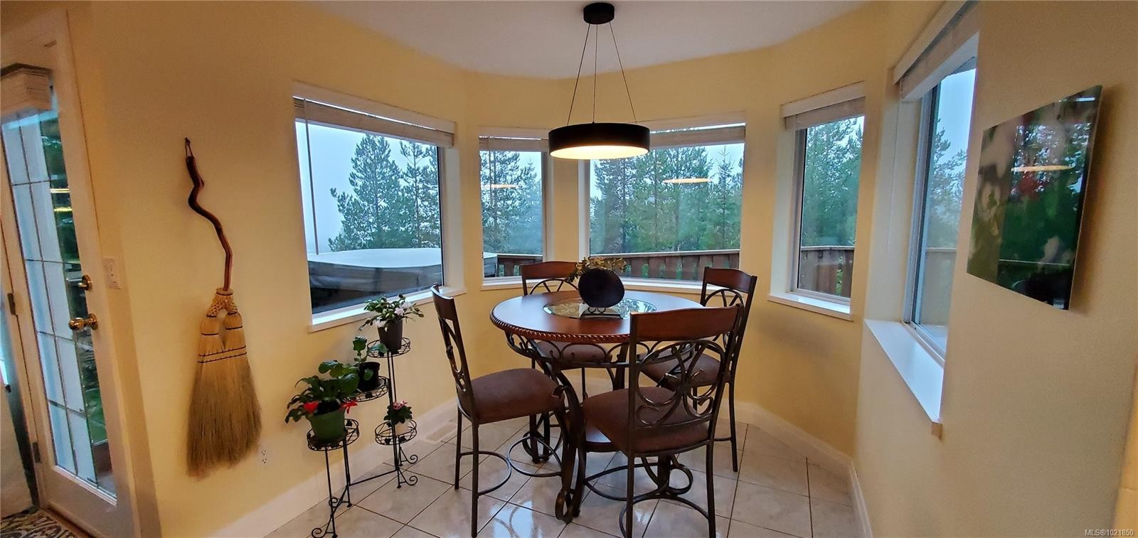 527 Cala Crt, Gold River, BC