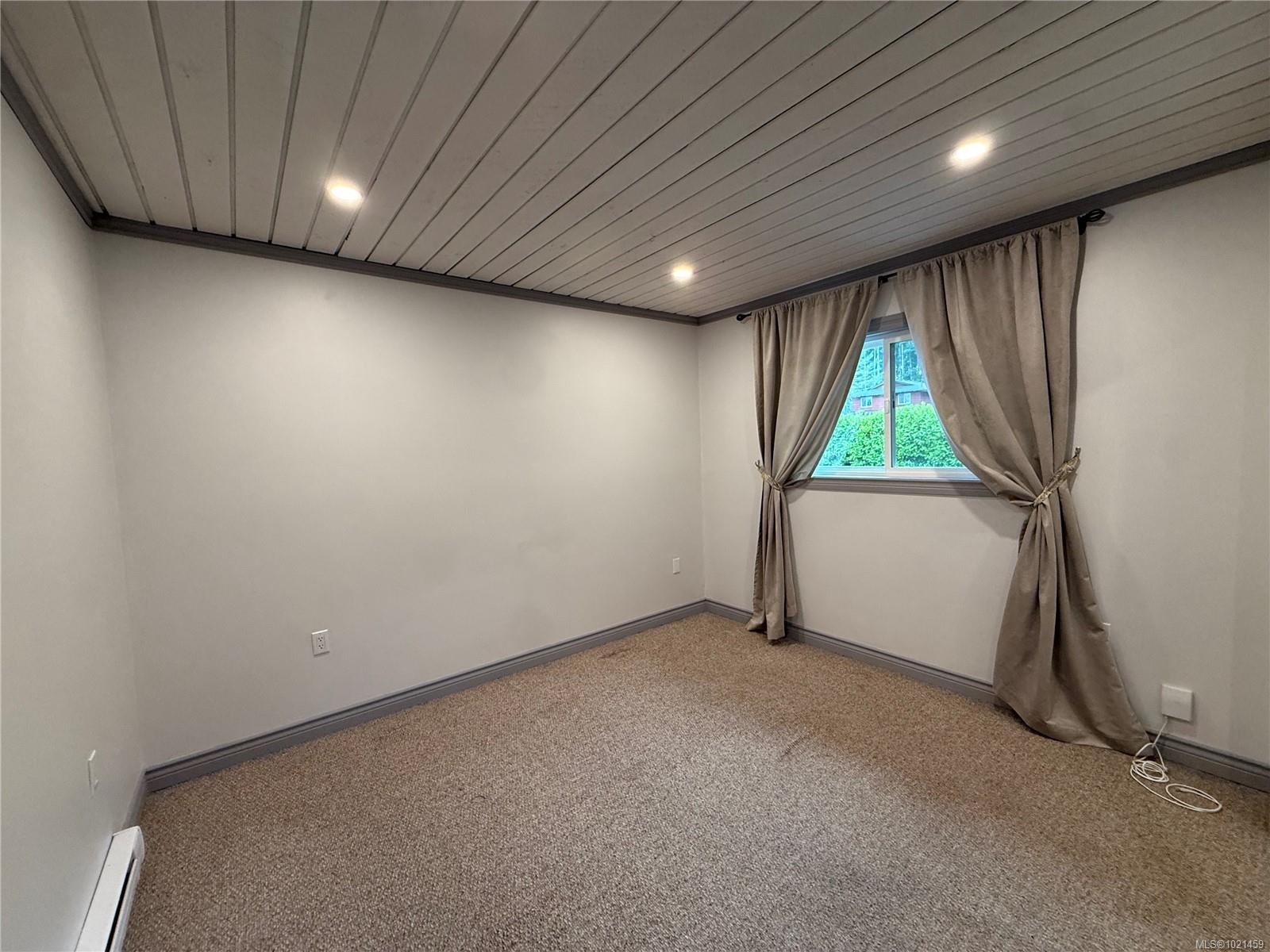 6155 Beaver Harbour Rd, Port Hardy, BC