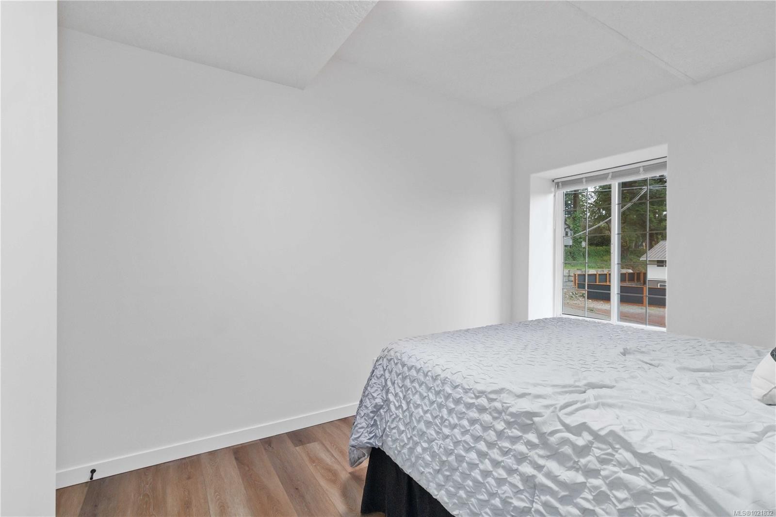 A-3037 Pickford Rd, Colwood, BC