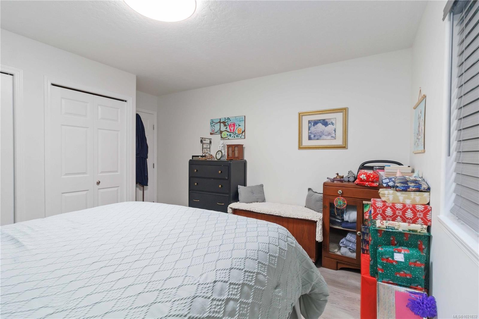 A-3037 Pickford Rd, Colwood, BC