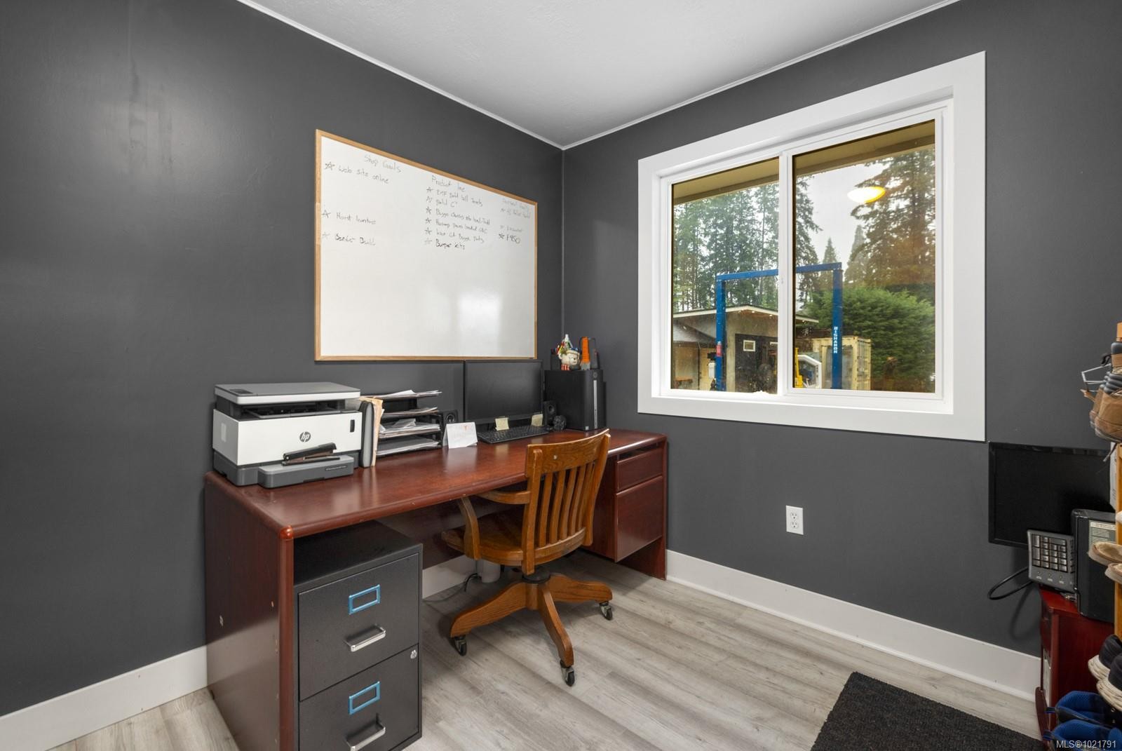 3075 Baker Rd, Duncan, BC