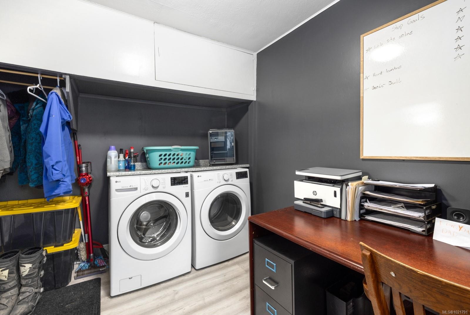 3075 Baker Rd, Duncan, BC