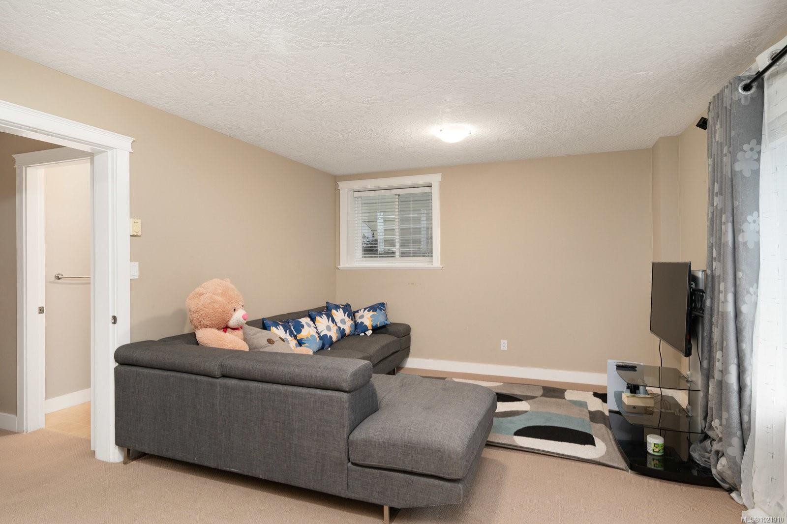 909 Cavalcade Terr, Langford, BC