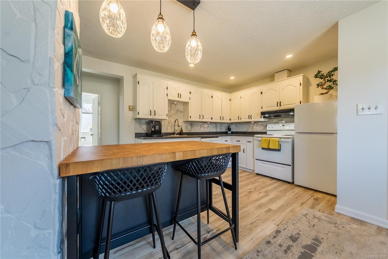 487 Pym St North, Parksville, BC