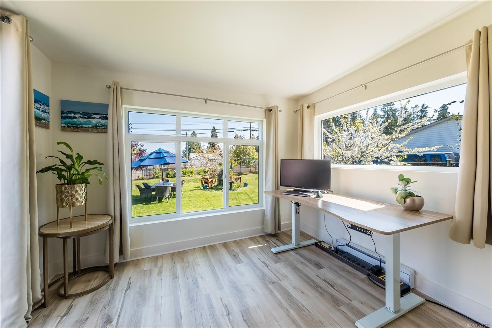 487 Pym St North, Parksville, BC