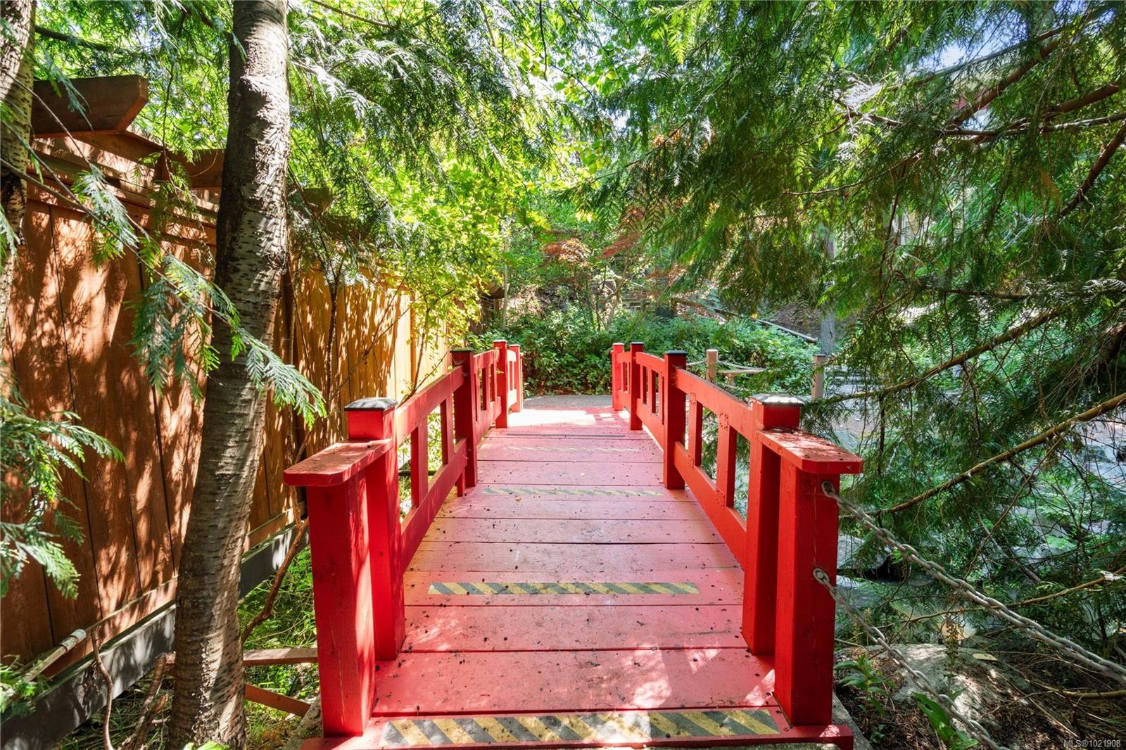 406-866 Brock Ave, Langford, BC - Outdoor