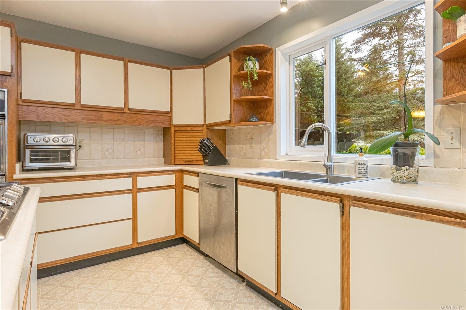 1850 Delanice Way, Nanoose Bay, BC