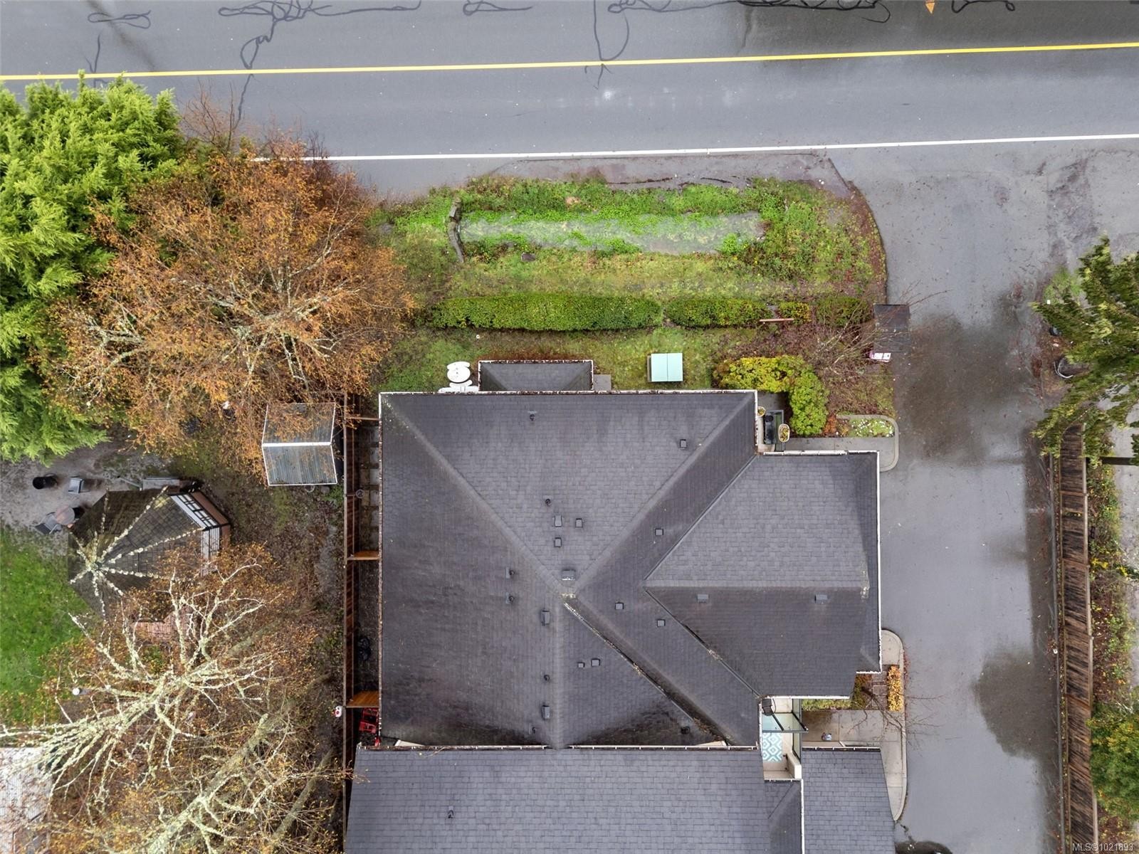 101-1919 Maple Ave South, Sooke, BC