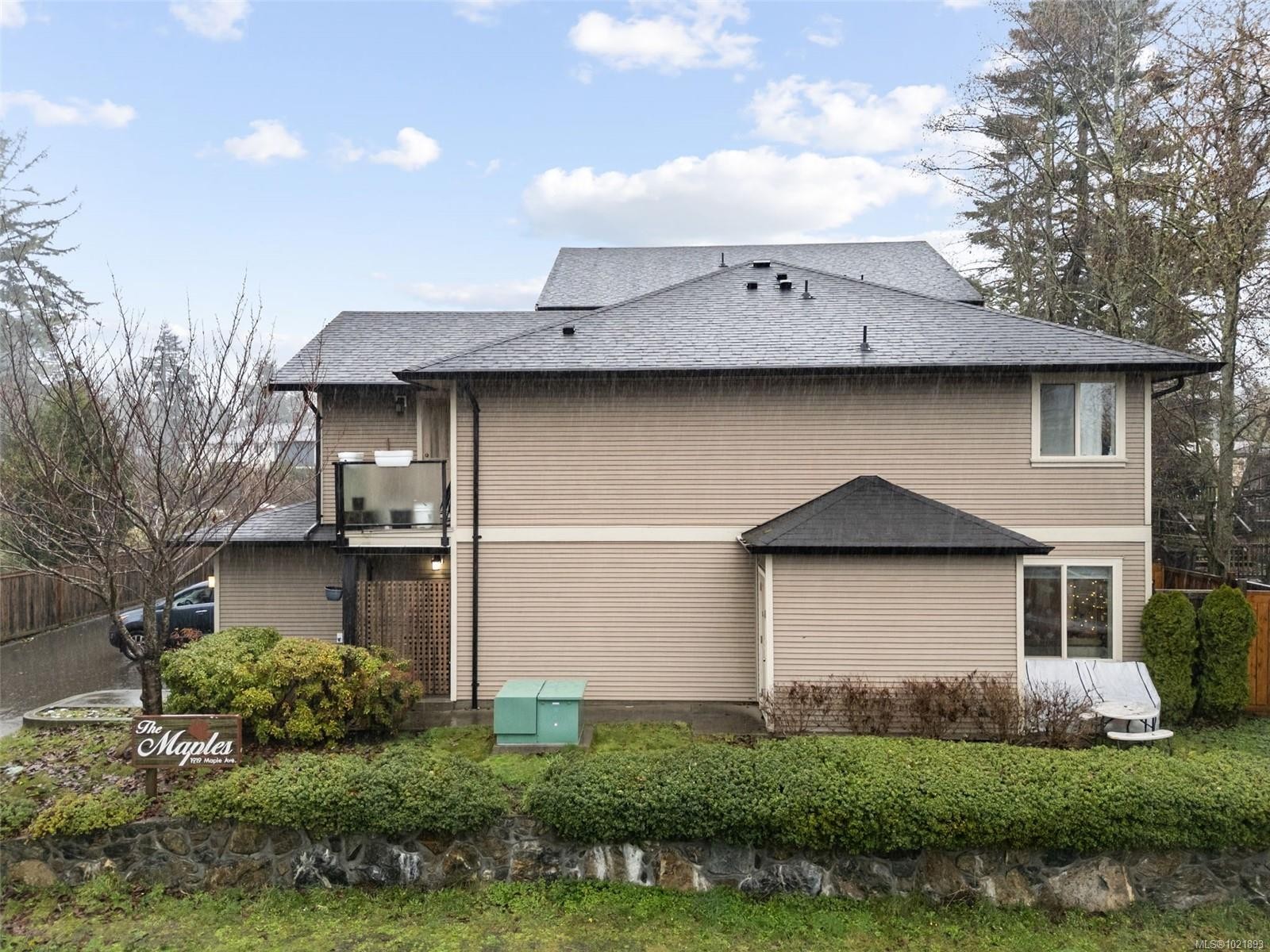 101-1919 Maple Ave South, Sooke, BC