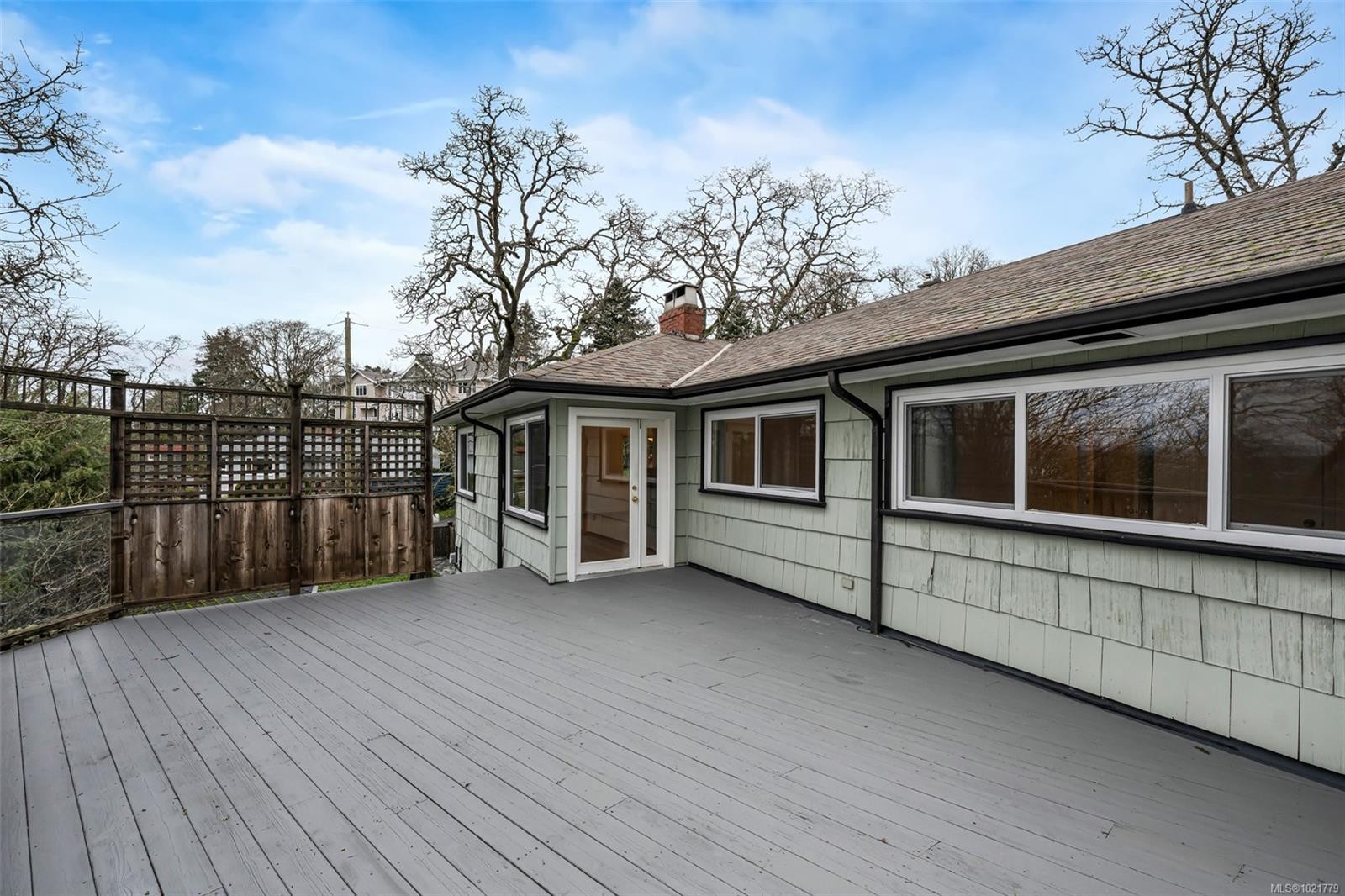 1181 Clovelly Terr, Saanich, BC