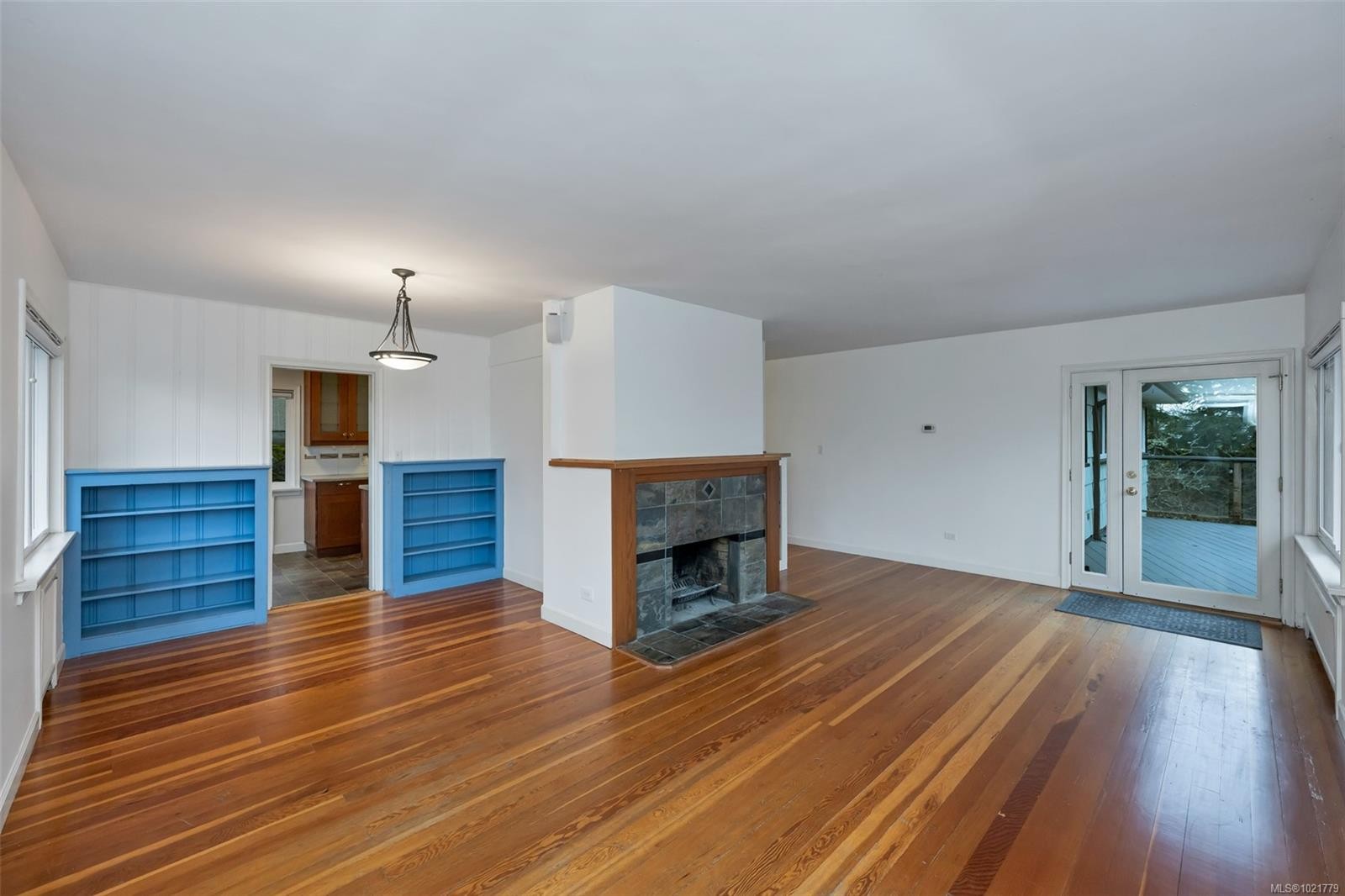 1181 Clovelly Terr, Saanich, BC