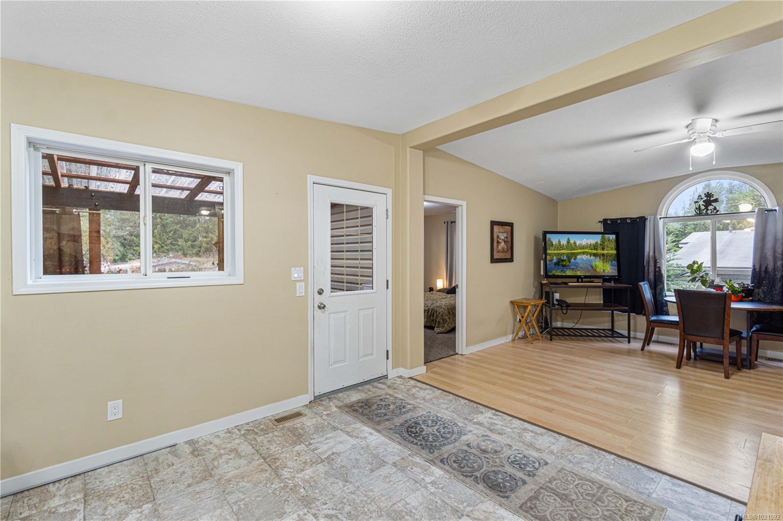 6-2100 Errington Rd, Errington, BC