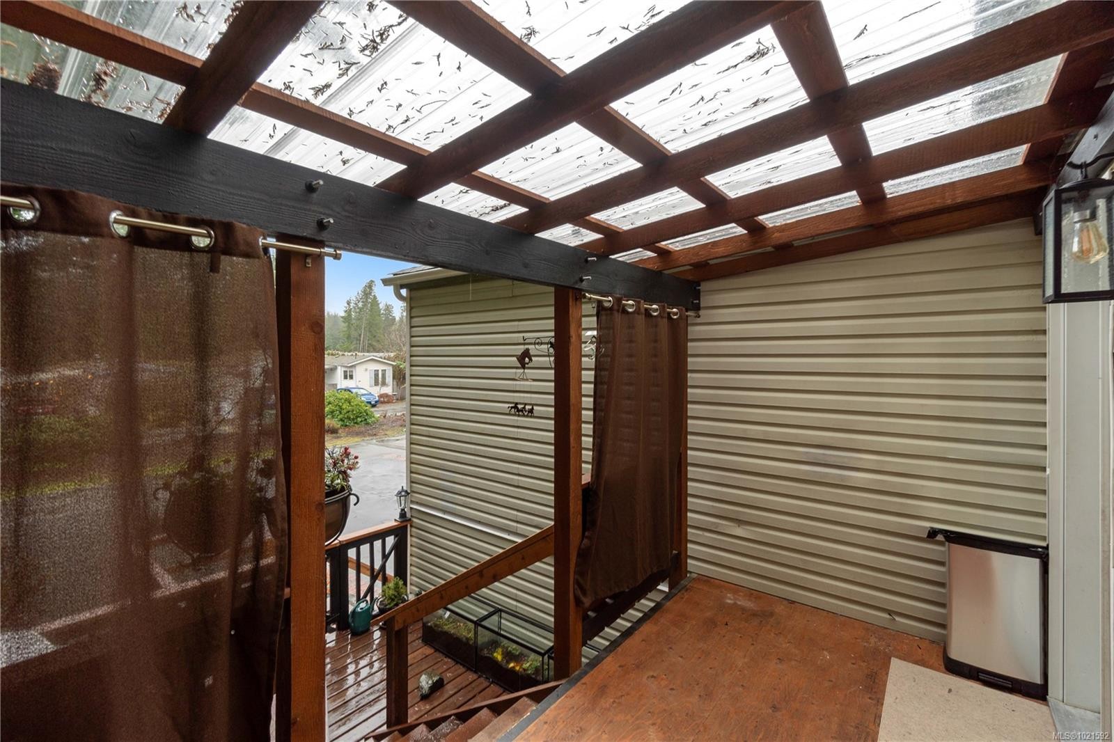 6-2100 Errington Rd, Errington, BC