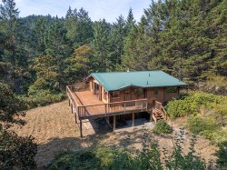 4531 Bedwell Harbour Rd Pender Island, BC V0N 2M1