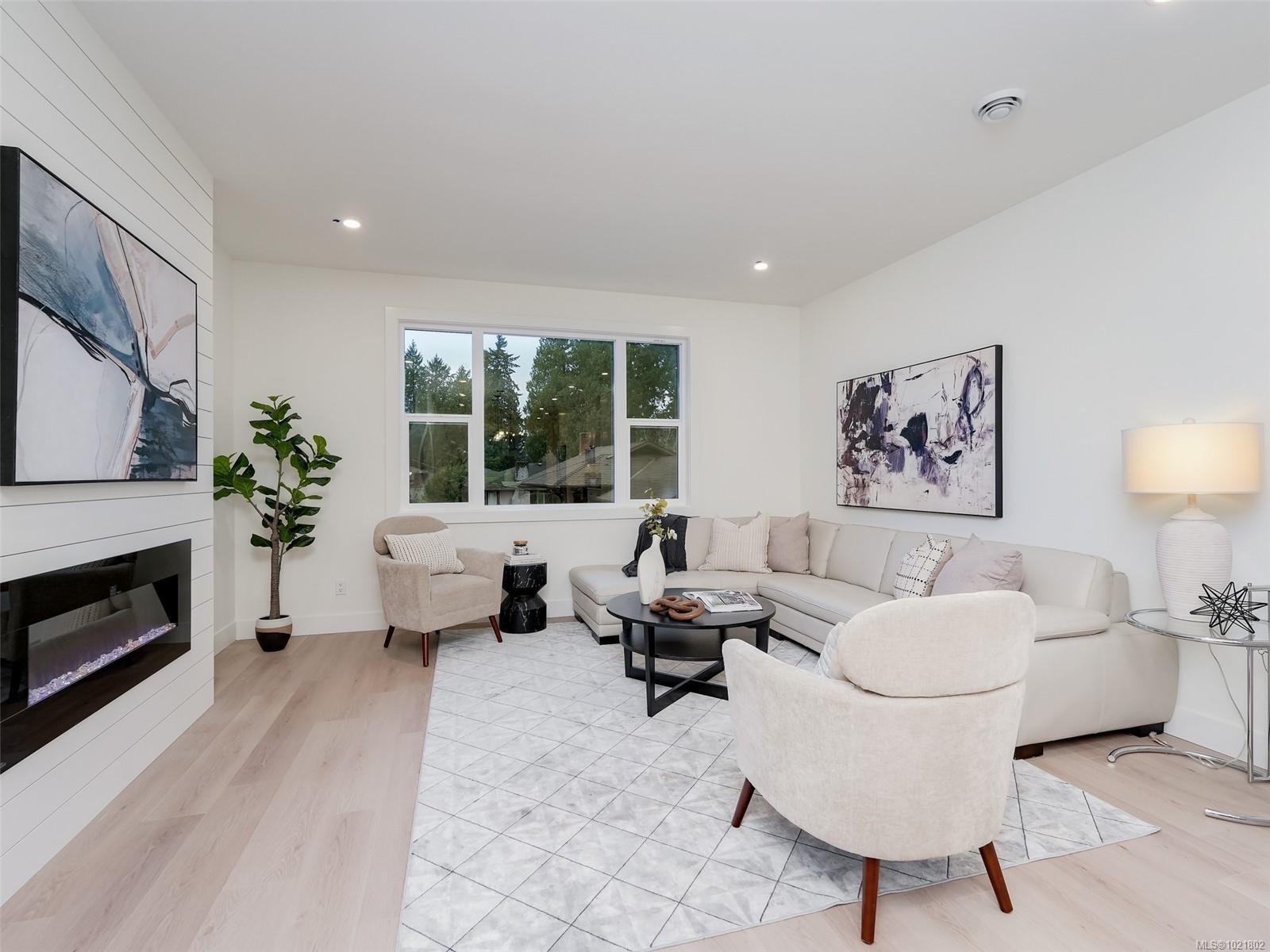 103-960 Jenkins Ave, Langford, BC