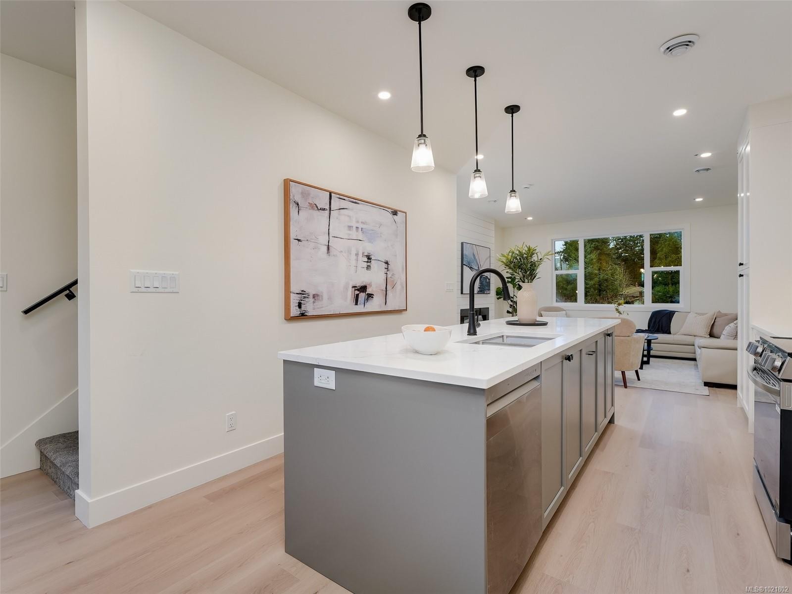 103-960 Jenkins Ave, Langford, BC