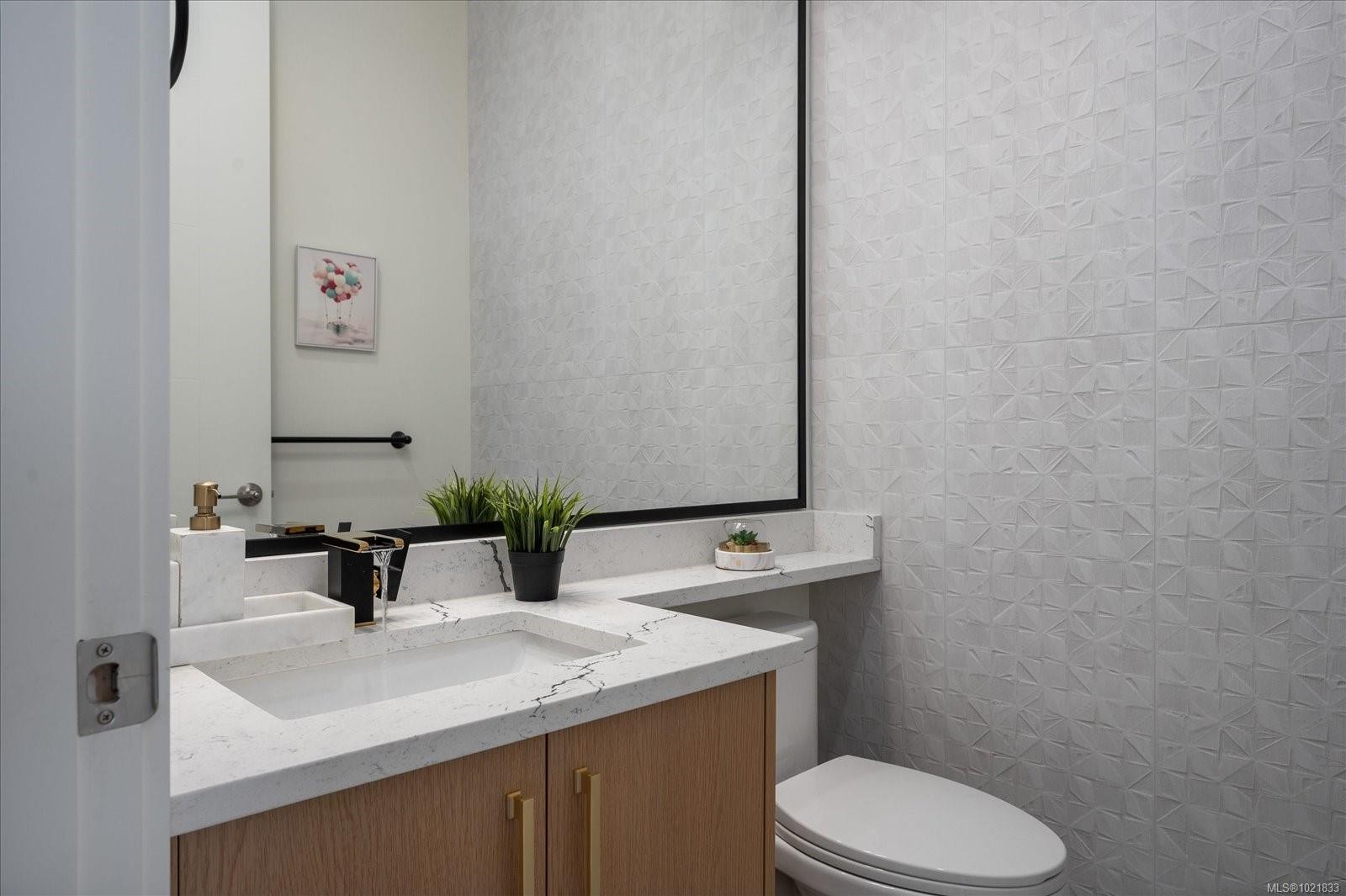 4680 Ambience Dr, Nanaimo, BC