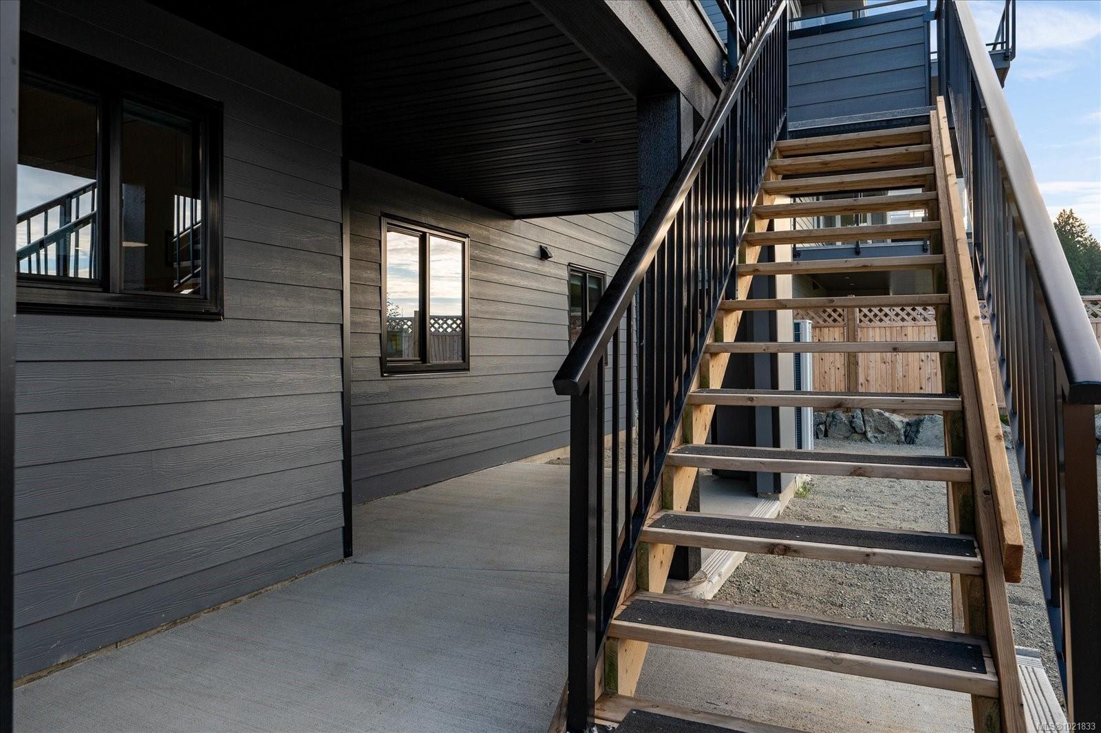 4680 Ambience Dr, Nanaimo, BC