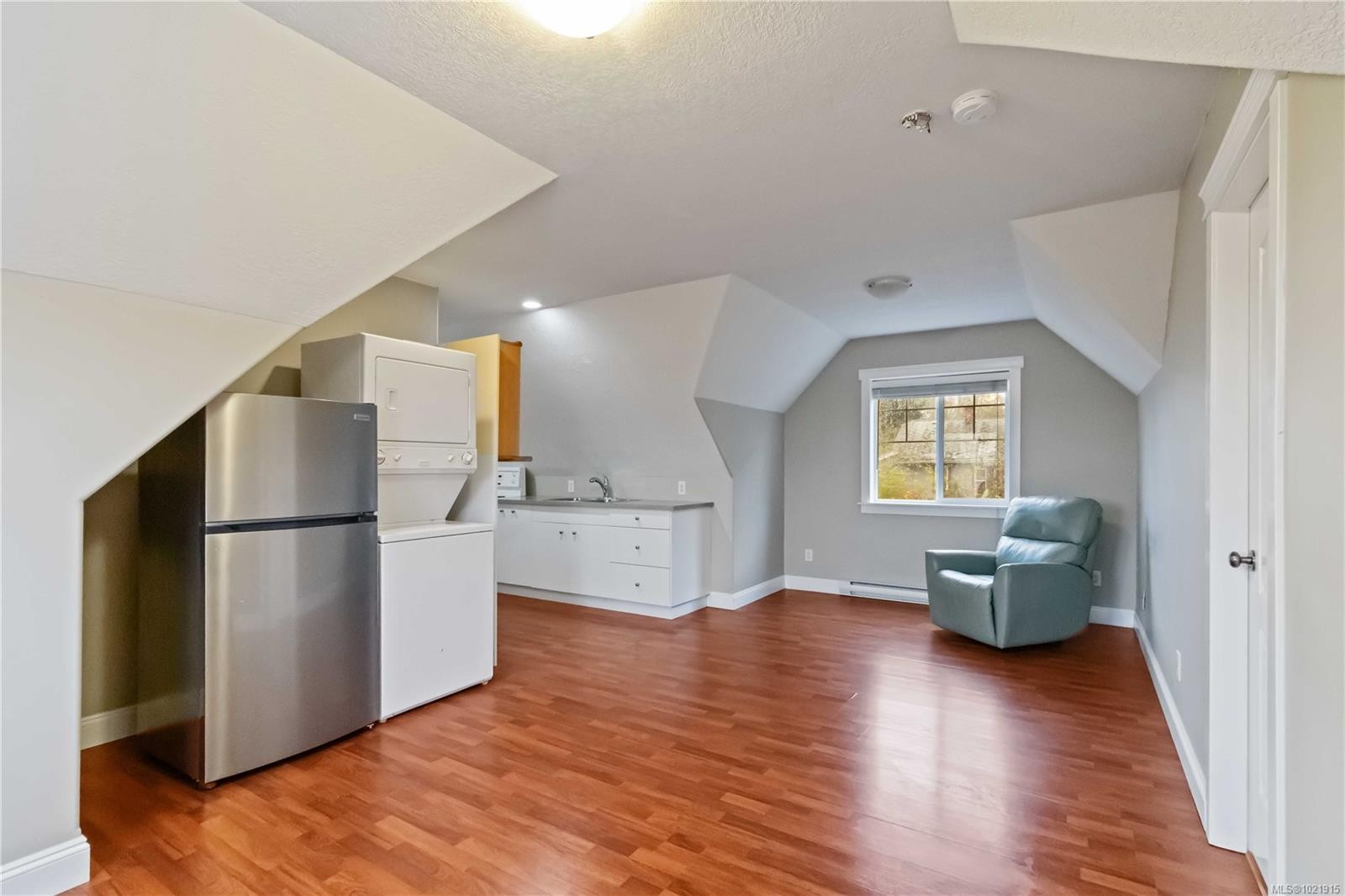 9319 East Saanich Rd, North Saanich, BC