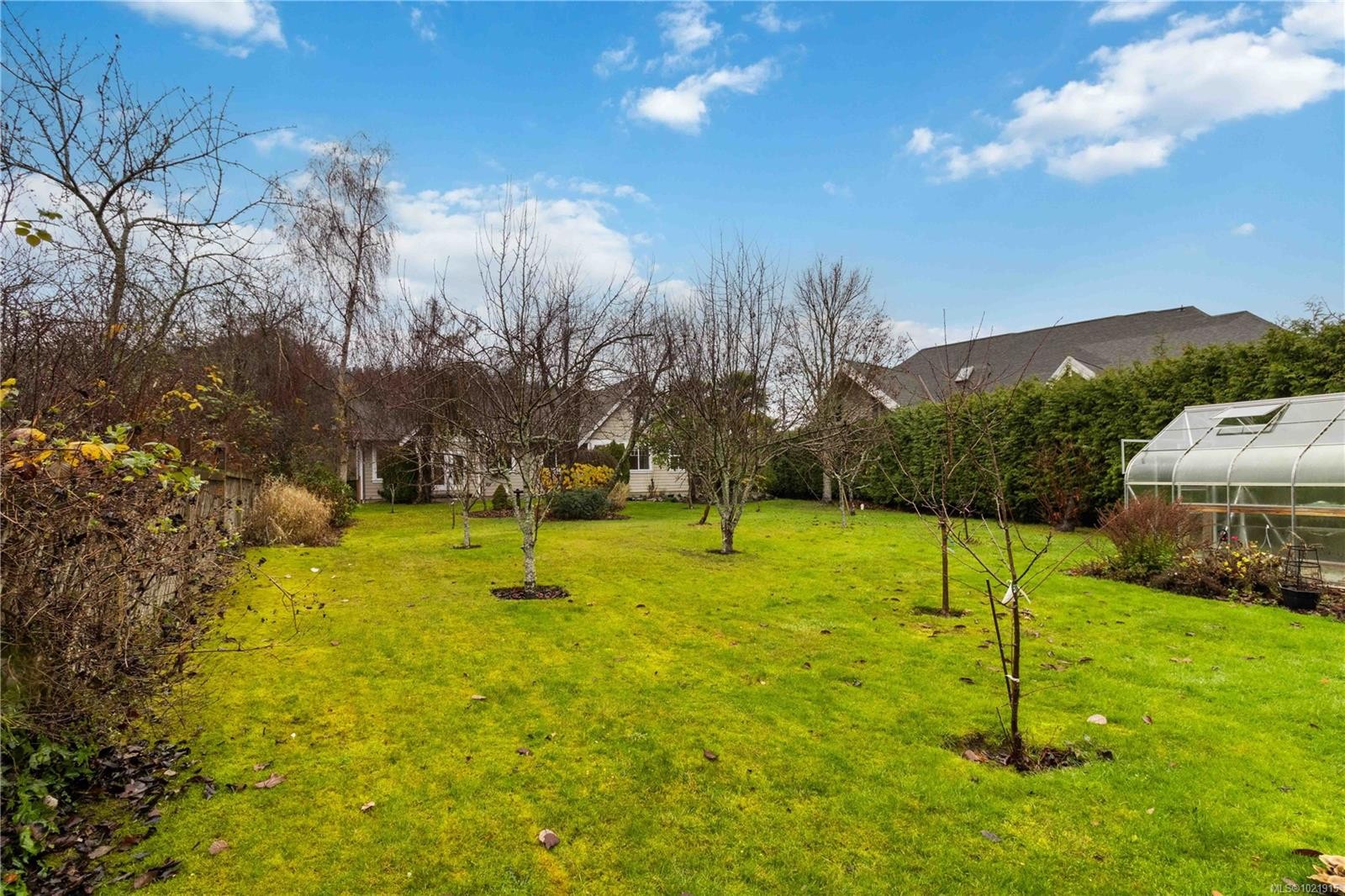 9319 East Saanich Rd, North Saanich, BC