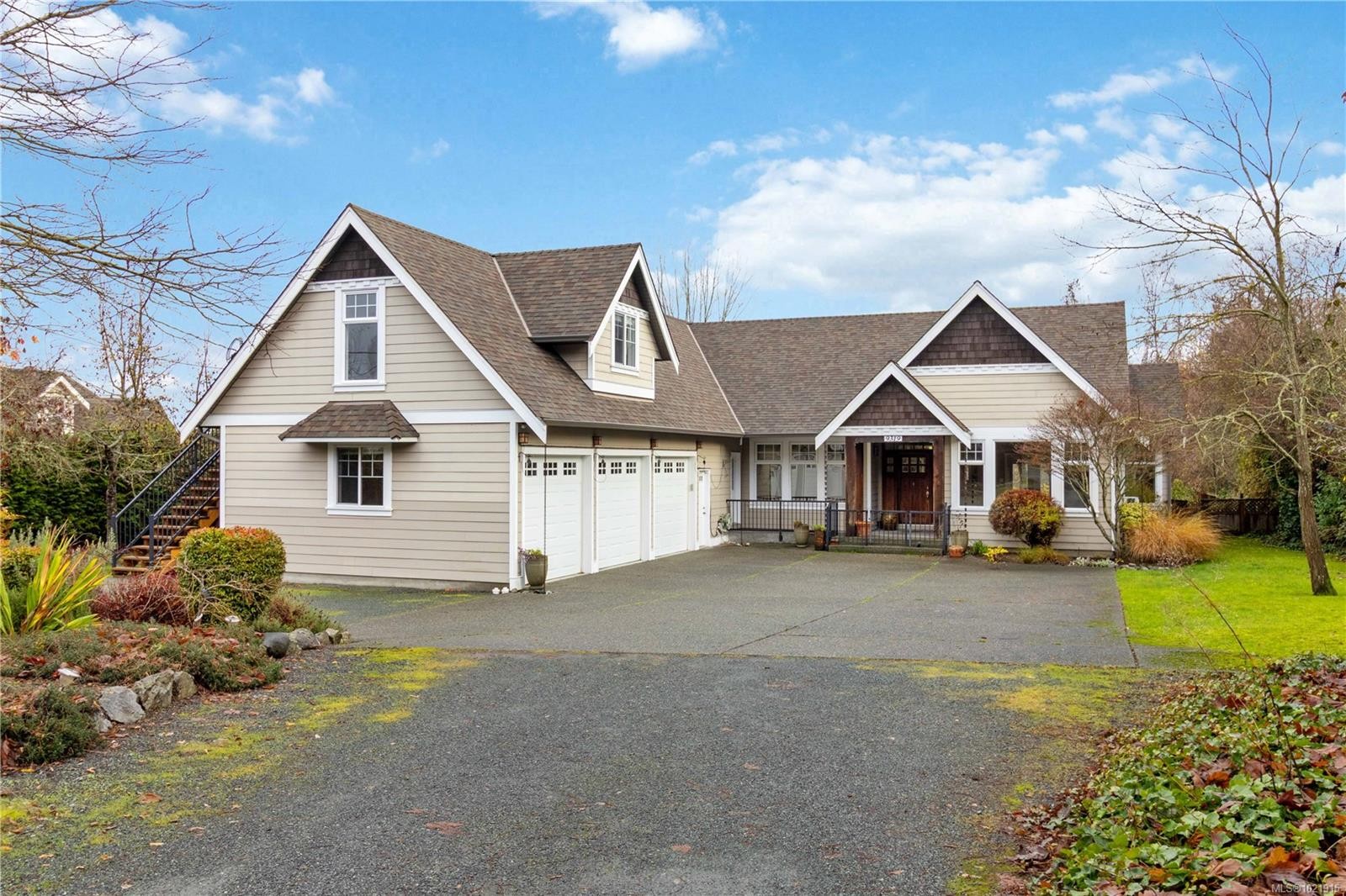 9319 East Saanich Rd, North Saanich, BC