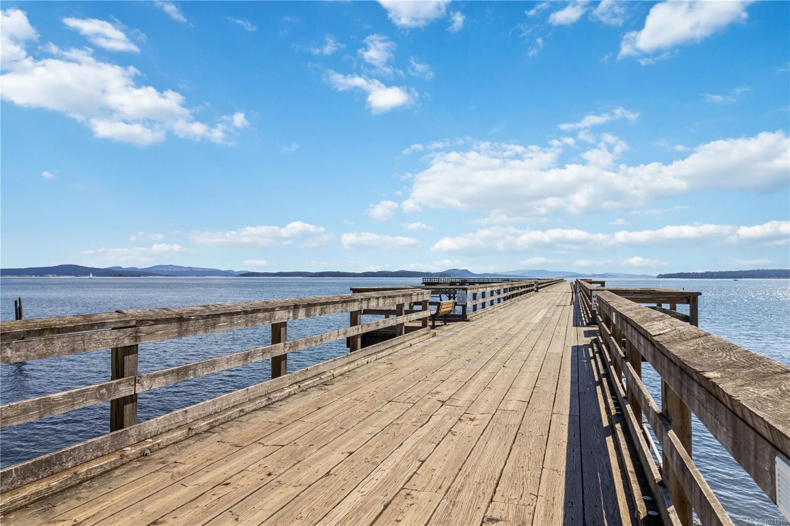 9319 East Saanich Rd, North Saanich, BC