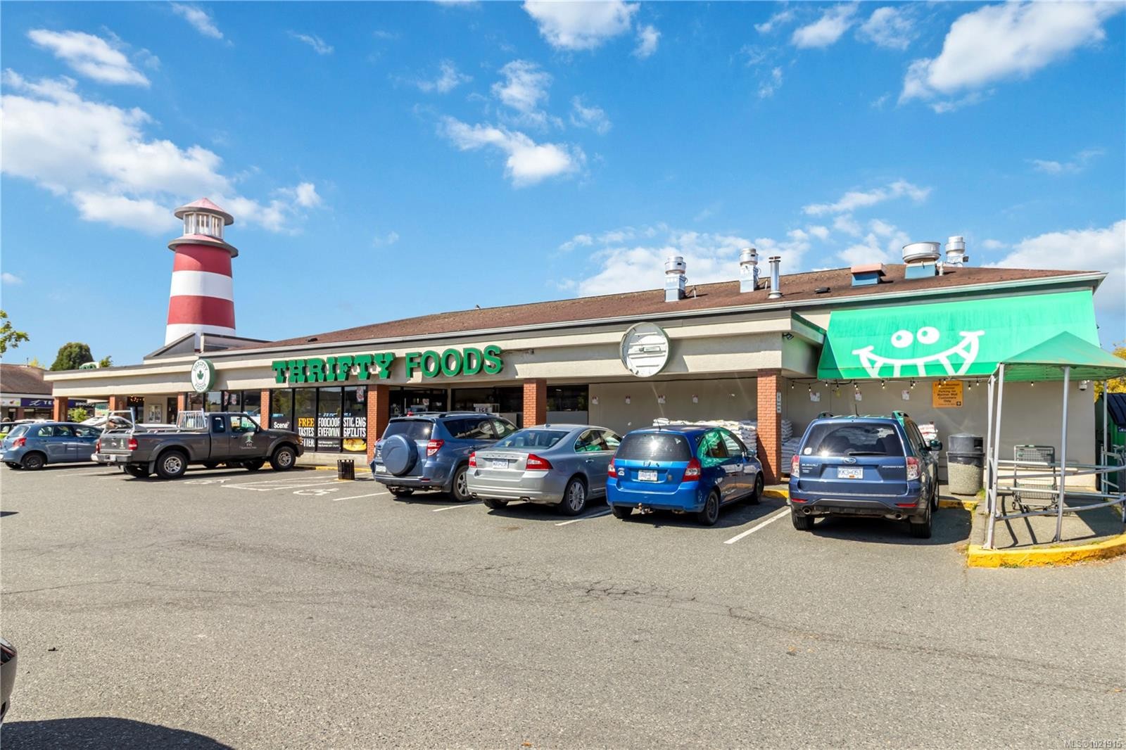 9319 East Saanich Rd, North Saanich, BC