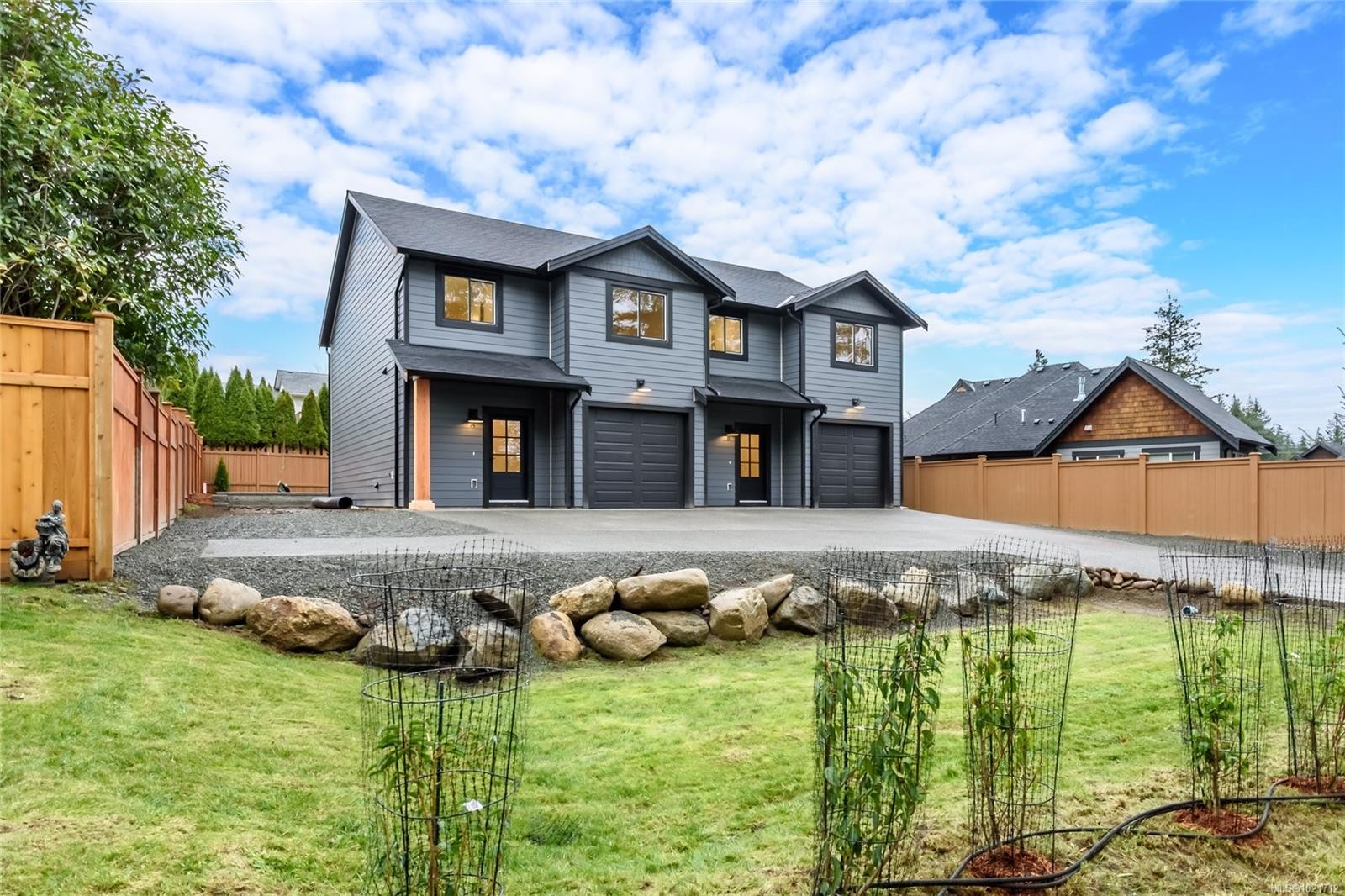 B-1044 Lazo Rd, Comox, BC - Outdoor