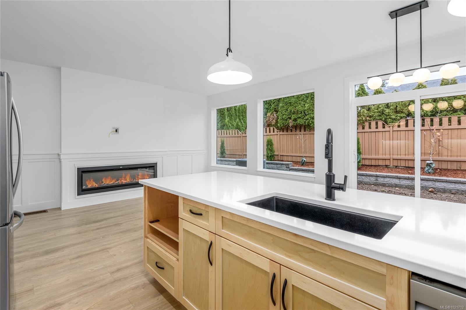 B-1044 Lazo Rd, Comox, BC - Indoor Photo Showing Kitchen With Fireplace