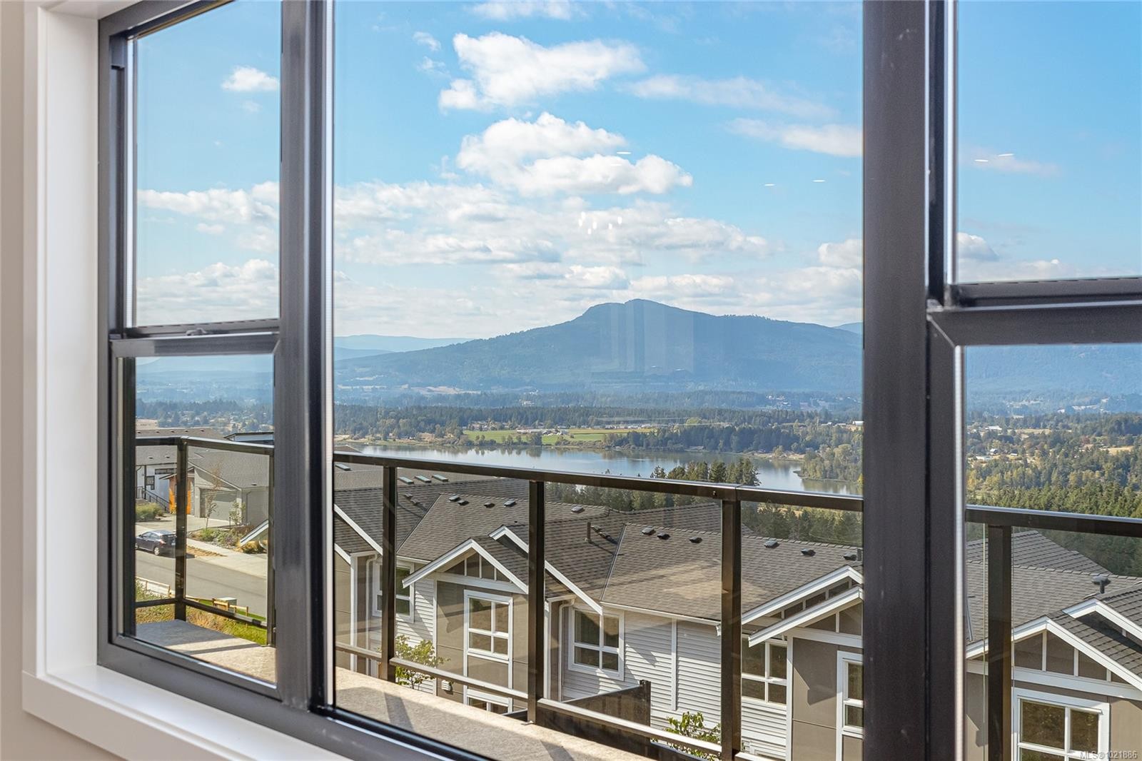 3195 Woodrush Dr, Duncan, BC