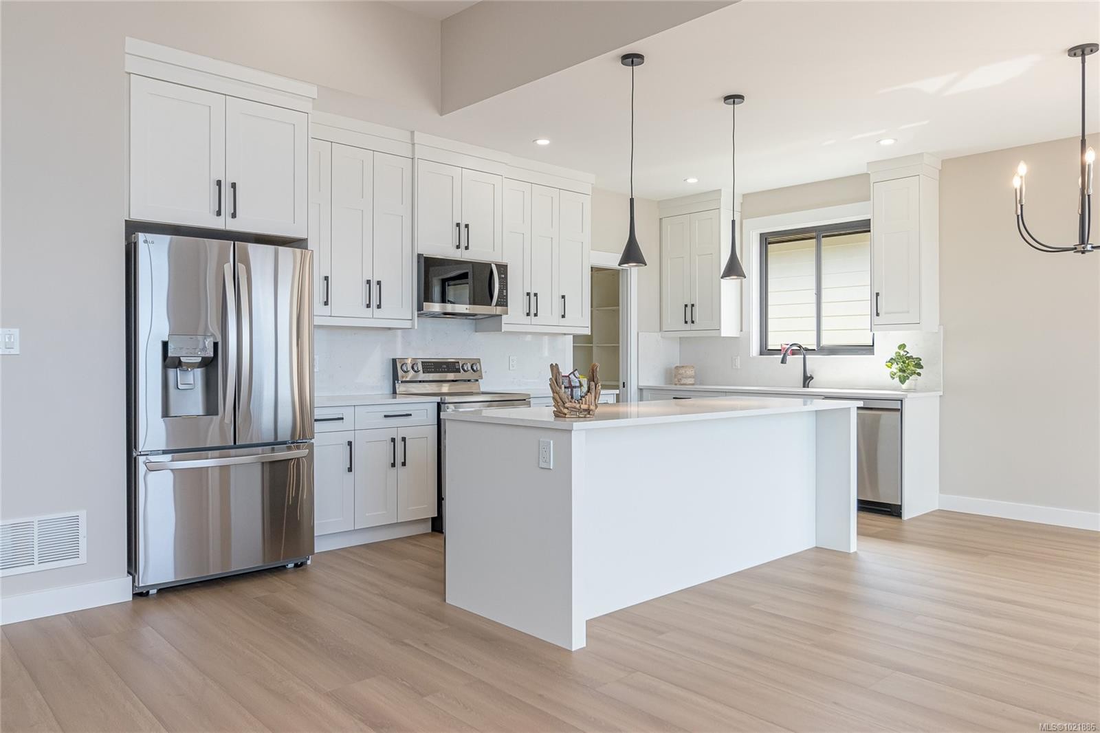 3195 Woodrush Dr, Duncan, BC