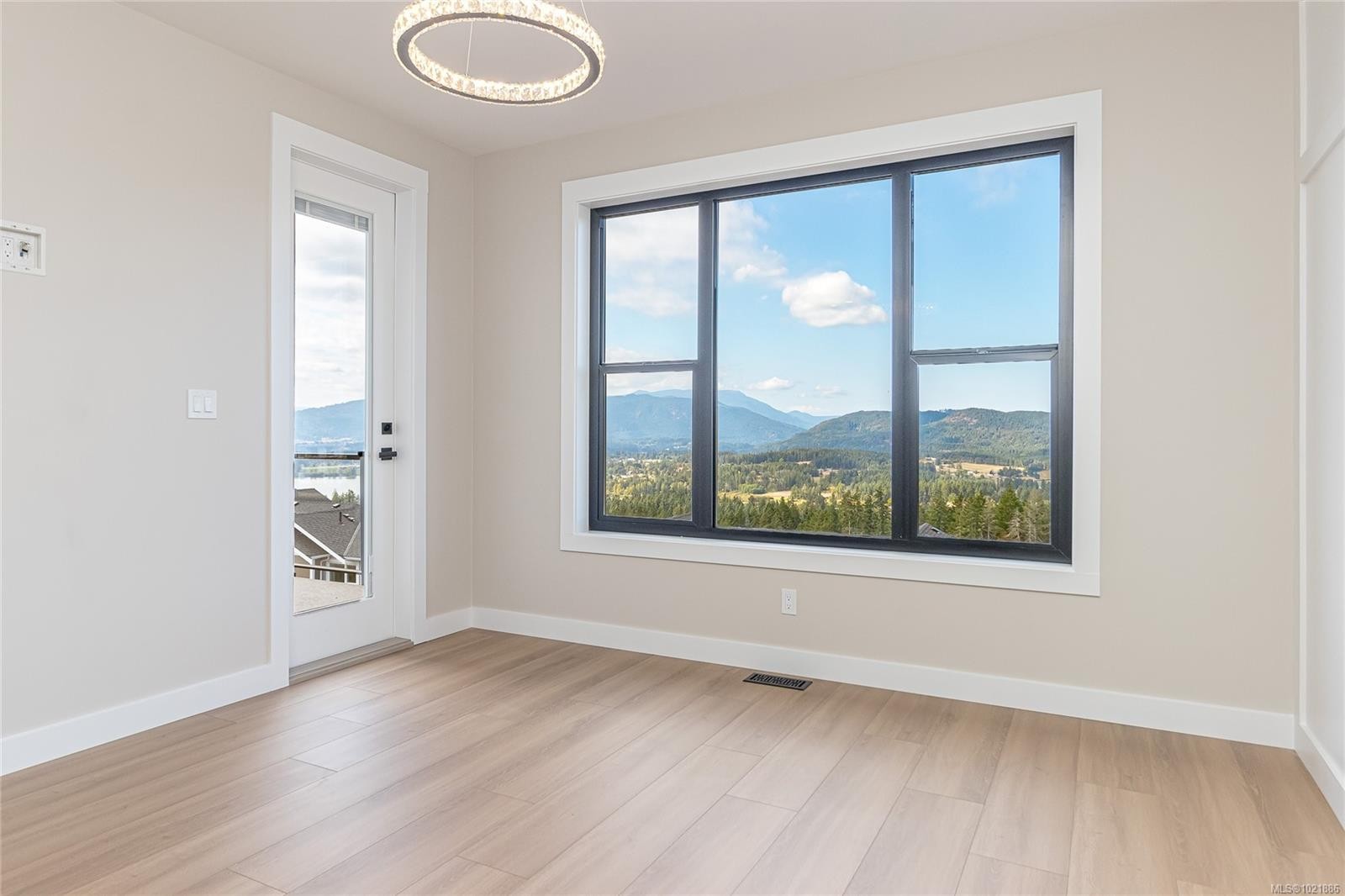 3195 Woodrush Dr, Duncan, BC