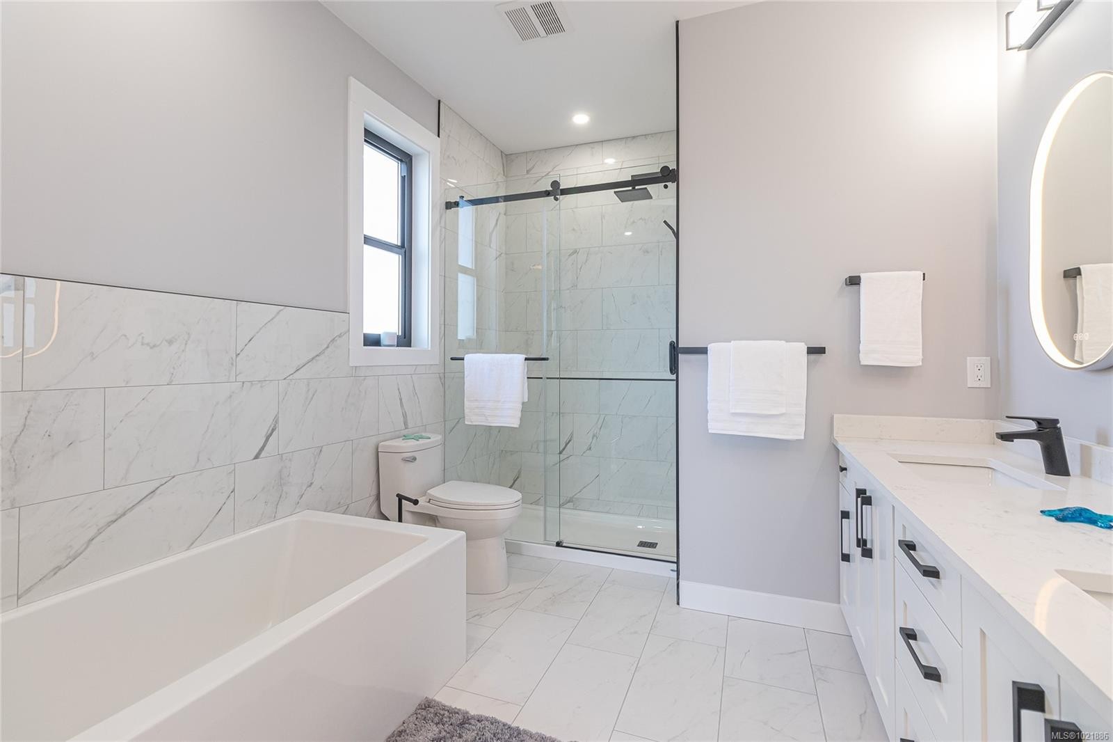 3195 Woodrush Dr, Duncan, BC