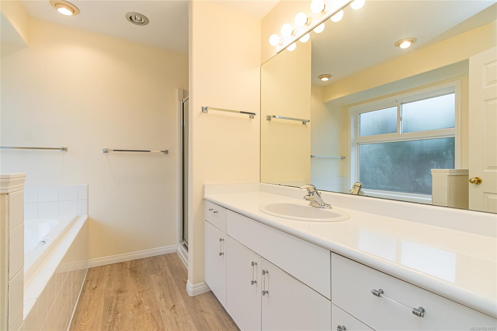 624 Wembley Rd, Parksville, BC