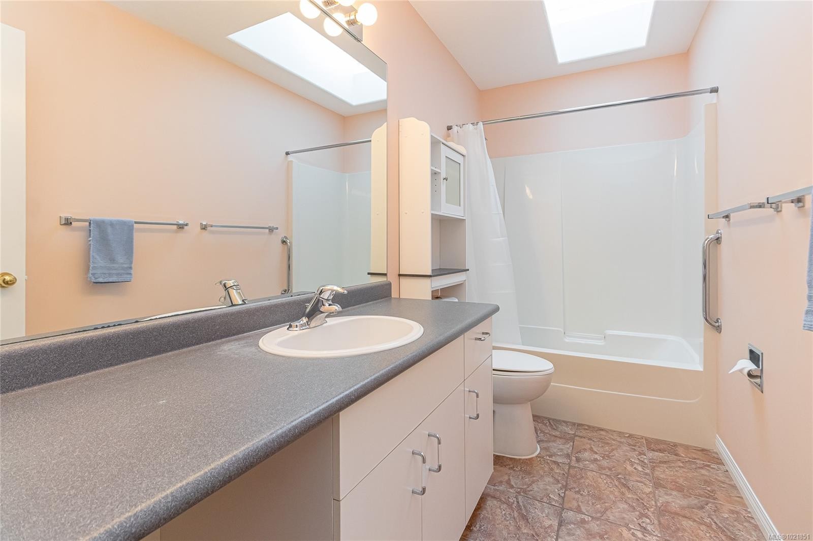 624 Wembley Rd, Parksville, BC