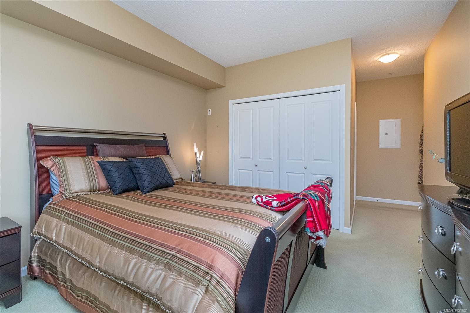 404-125 Aldersmith Pl, View Royal, BC