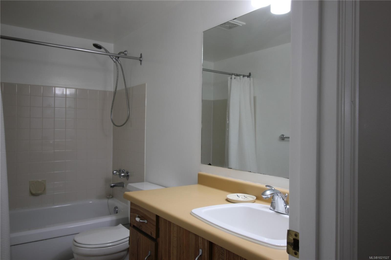 204-2515 Alexander St, Duncan, BC