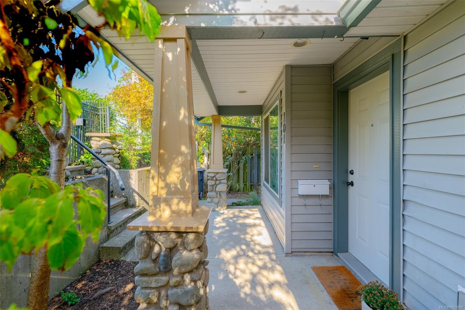 101-211 Victoria Rd, Nanaimo, BC