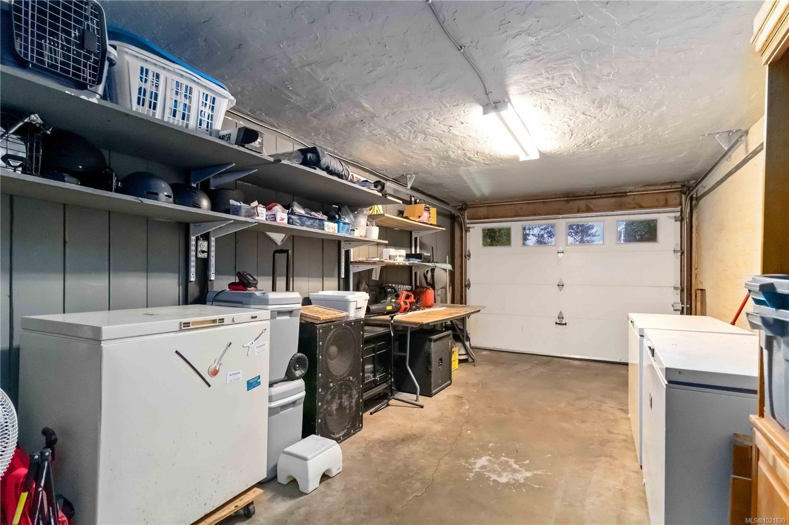 9930 Bessredge Pl, Sidney, BC