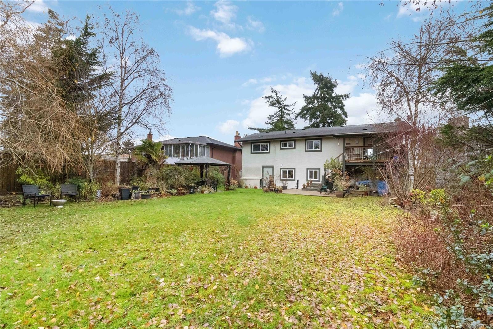 9930 Bessredge Pl, Sidney, BC